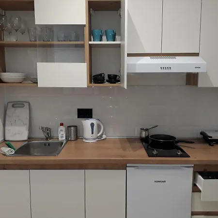 Hillside تْسْغيكفانِتْسا